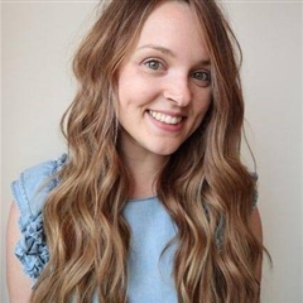 Meet your Posher, Aurelia